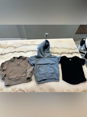 Little Bipsy Light Blue Kids Hooded Short-Sleeve Pullover Hoodie 6-12 month
